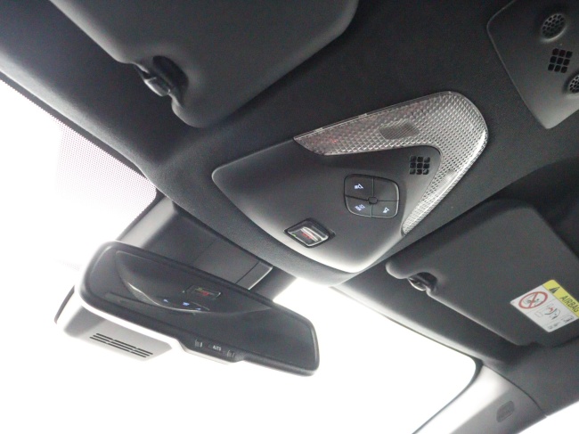 Toyota C-HR - 1.8 Hybrid Executive