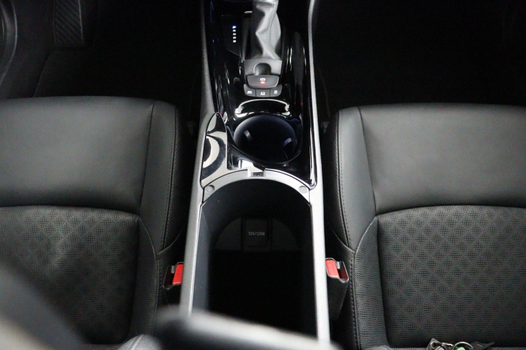 Toyota C-HR - 1.8 Hybrid Executive 56