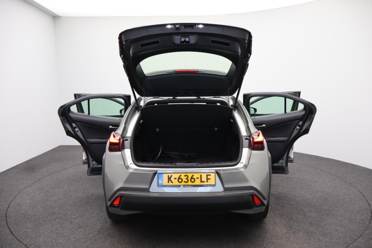 Lexus UX - 300e 54 kWh 14