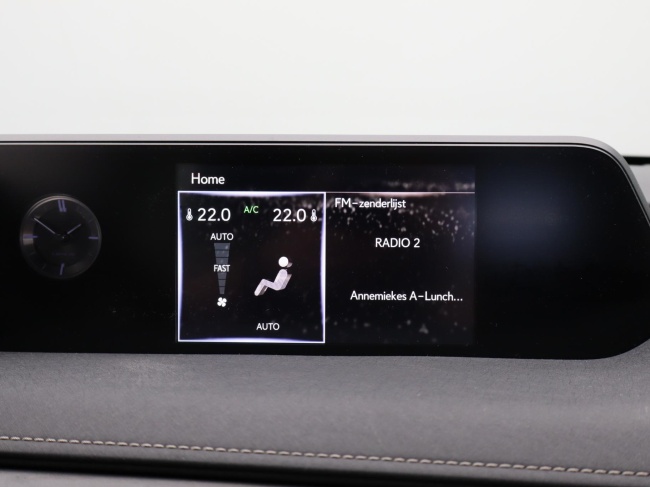 Lexus UX - 300e 54 kWh