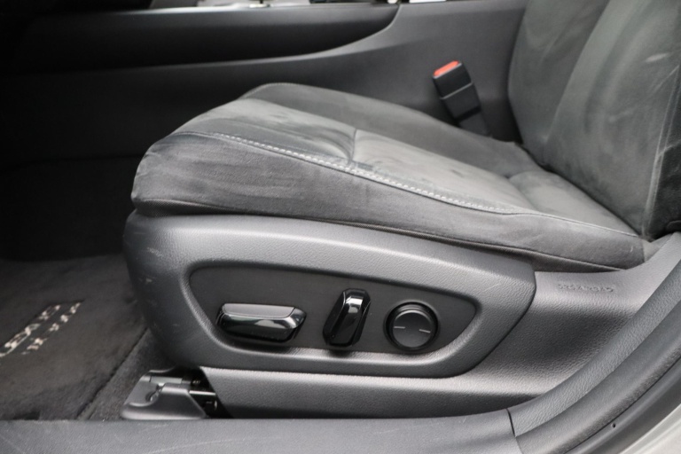 Lexus UX - 300e 54 kWh 29