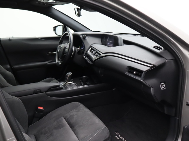 Lexus UX - 300e 54 kWh