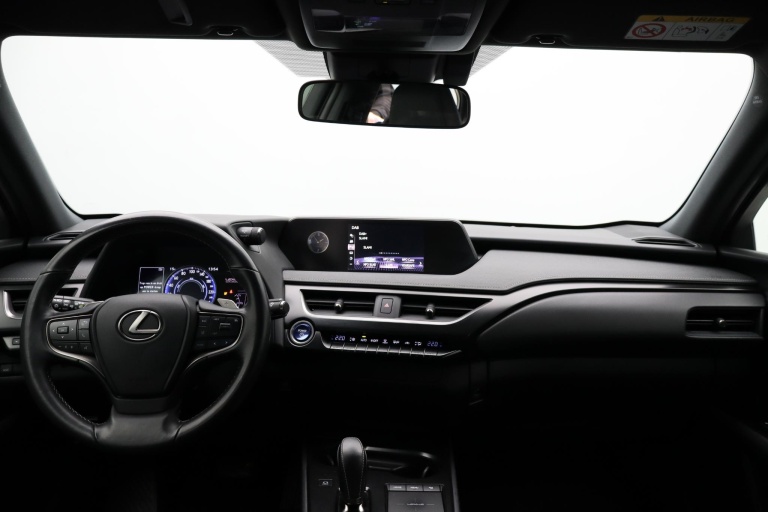 Lexus UX - 300e 54 kWh 34