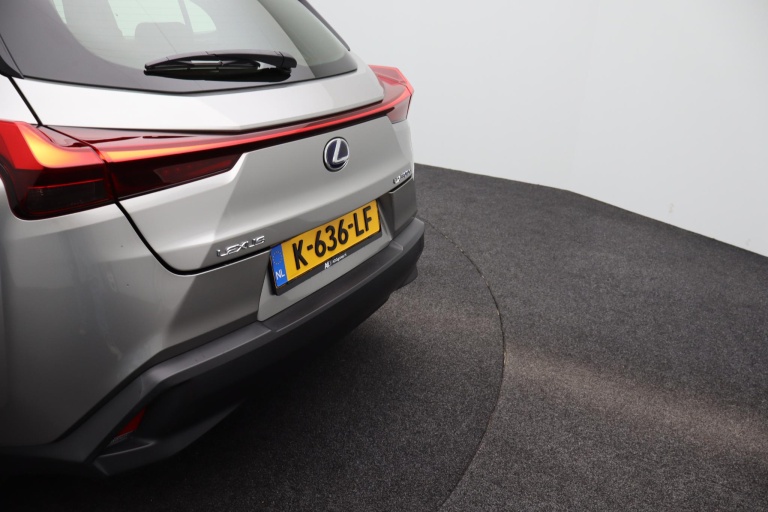 Lexus UX - 300e 54 kWh 39