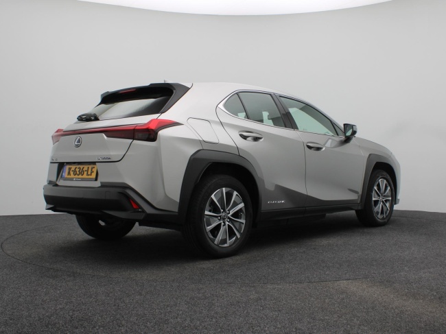 Lexus UX - 300e 54 kWh