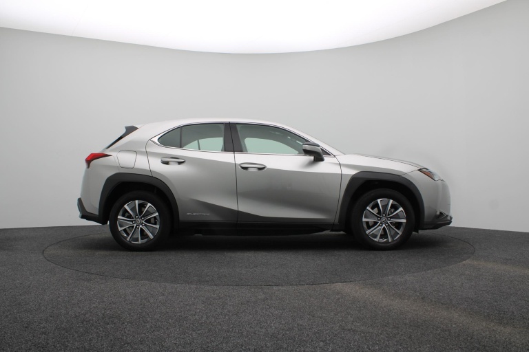 Lexus UX - 300e 54 kWh 5