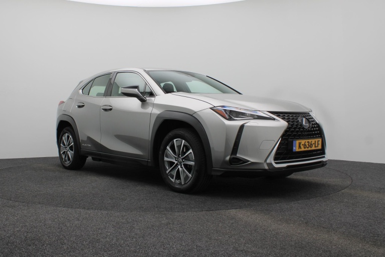 Lexus UX - 300e 54 kWh 7