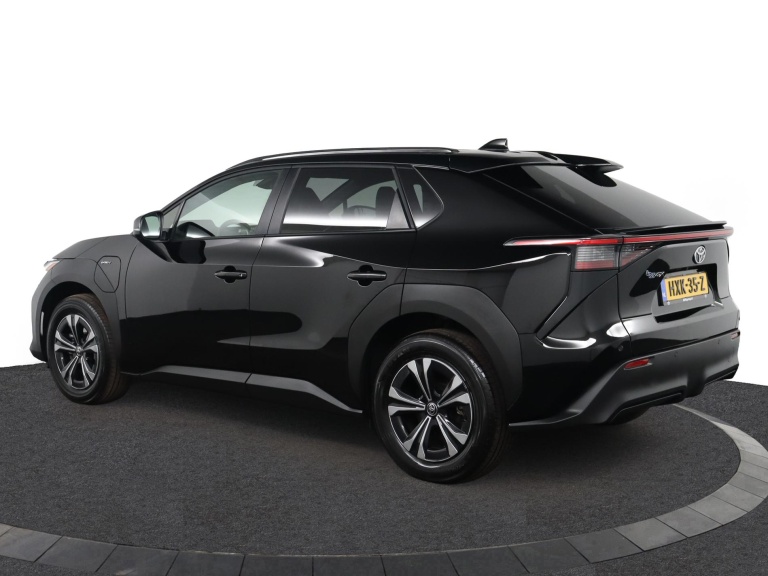 Toyota bZ4X - Dynamic 71 kWh 12