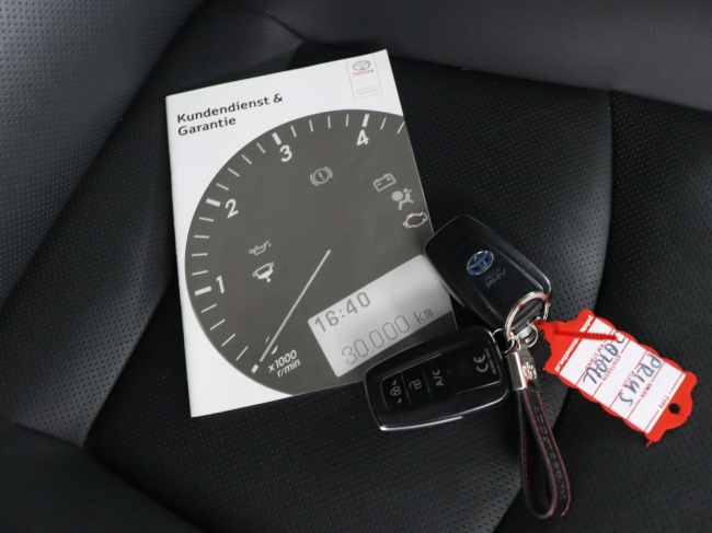 Toyota Prius - 1.8 Plug-in Executive