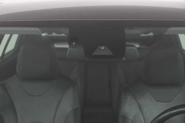 Toyota Prius - 1.8 Plug-in Executive 39