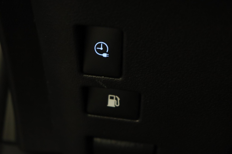 Toyota Prius - 1.8 Plug-in Executive 44