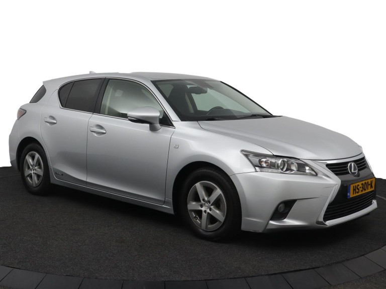 Lexus CT - 200h 25th Edition 14