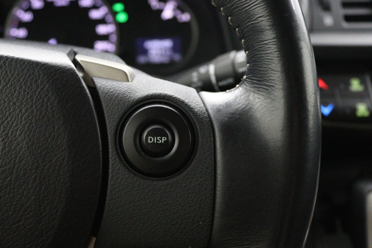 Lexus CT - 200h 25th Edition 21