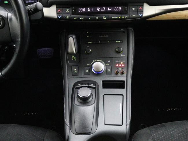 Lexus CT - 200h 25th Edition