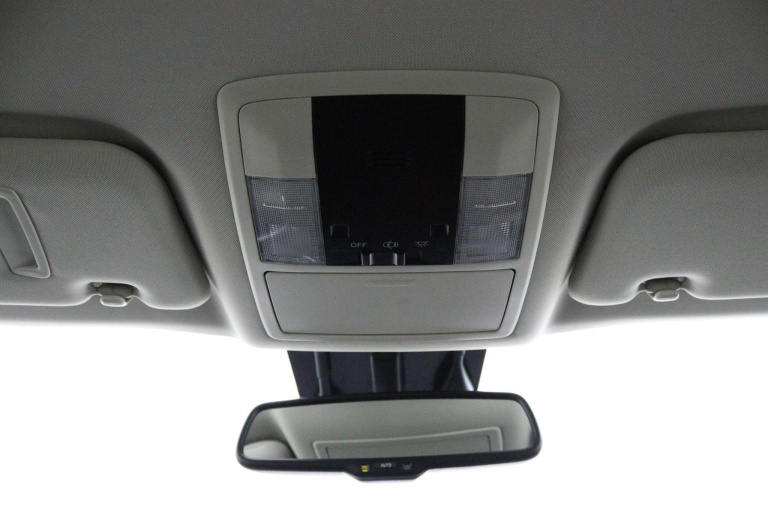 Lexus CT - 200h 25th Edition 32