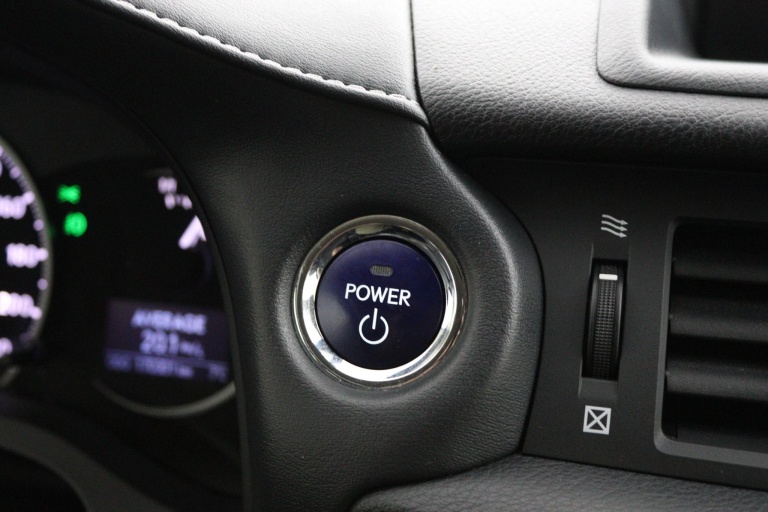 Lexus CT - 200h 25th Edition 39