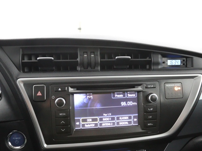 Toyota Auris - 1.8 Hybrid Dynamic