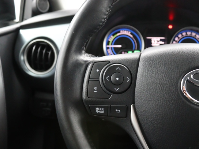 Toyota Auris - 1.8 Hybrid Dynamic
