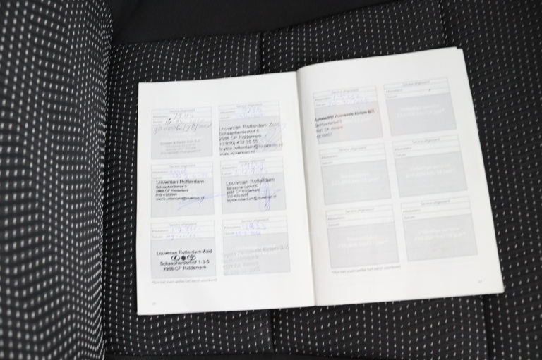 Toyota Auris - 1.8 Hybrid Dynamic 26