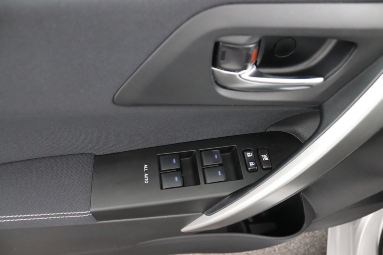 Toyota Auris - 1.8 Hybrid Dynamic 31