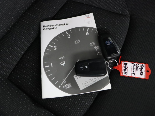 Toyota C-HR - 1.8 Hybrid Style