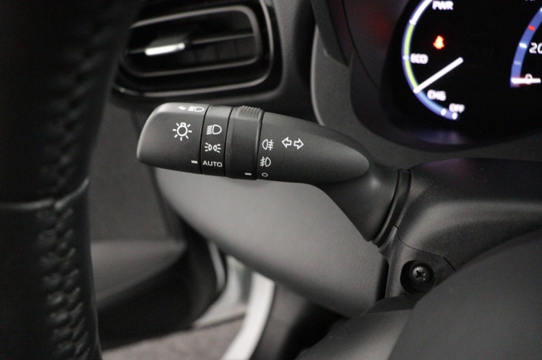 Toyota Yaris Cross - 1.5 Hybrid 115 First Edition 32