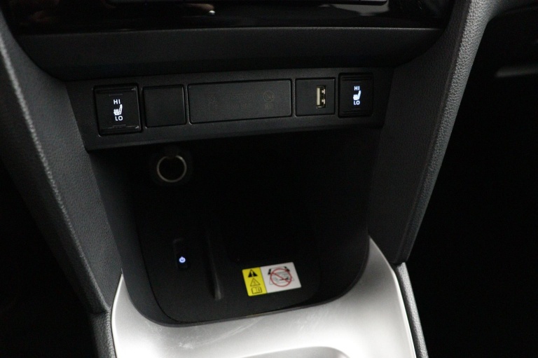 Toyota Yaris Cross - 1.5 Hybrid 115 First Edition 44