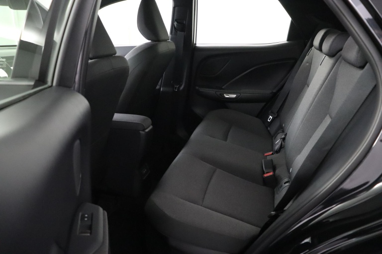 Lexus LBX - Elegant 2WD 17