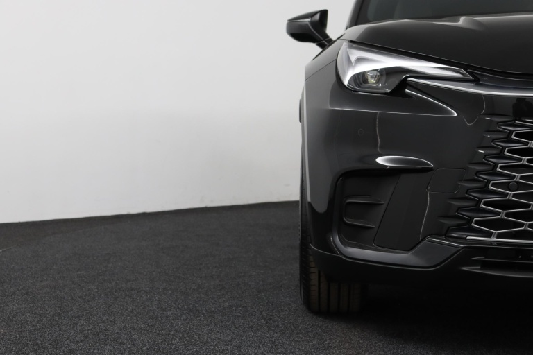 Lexus LBX - Elegant 2WD 31