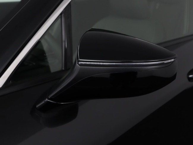 Lexus LBX - Elegant 2WD