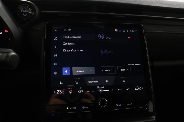 Lexus LBX - Elegant 2WD 44