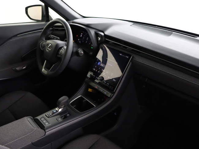 Lexus LBX - Elegant 2WD