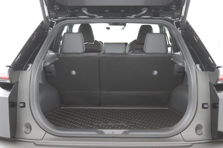 Toyota C-HR+ - First Edition 77 kWh 29