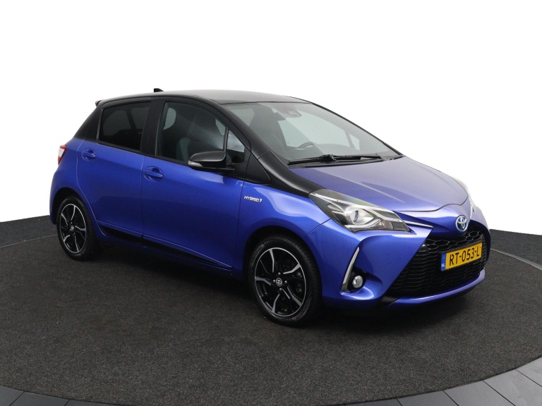 Toyota Yaris - 1.5 Hybrid Bi-Tone 3