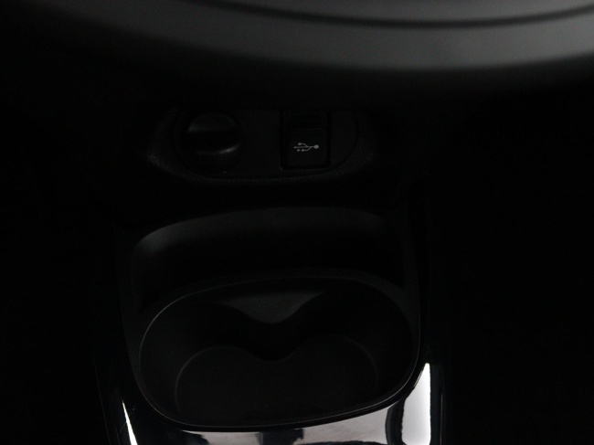 Toyota Yaris - 1.5 Hybrid Bi-Tone