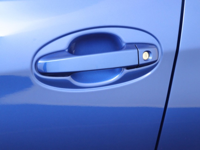 Toyota Yaris - 1.5 Hybrid Bi-Tone