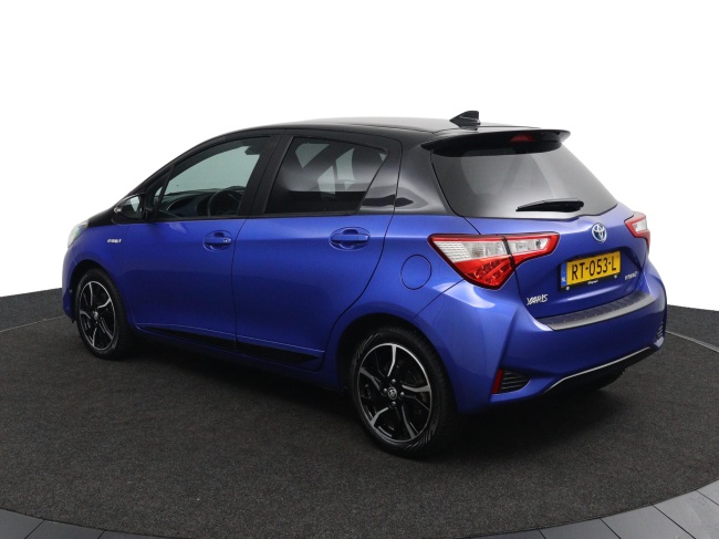 Toyota Yaris - 1.5 Hybrid Bi-Tone