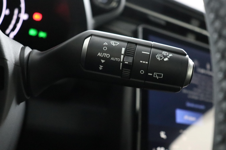 Lexus LBX - Business Line 2WD  21