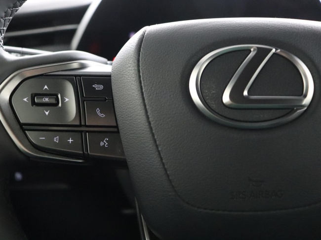 Lexus LBX - Business Line 2WD 