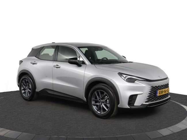 Lexus LBX - Business Line 2WD 