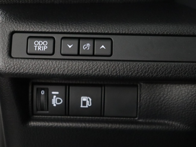 Lexus LBX - Business Line 2WD 