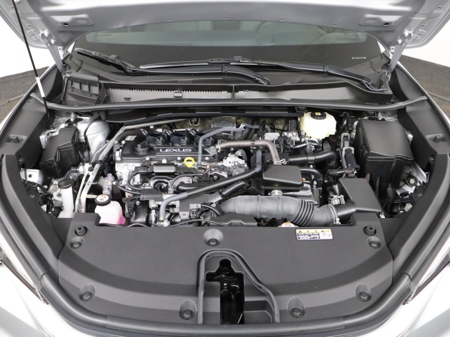 Lexus LBX - Business Line 2WD 