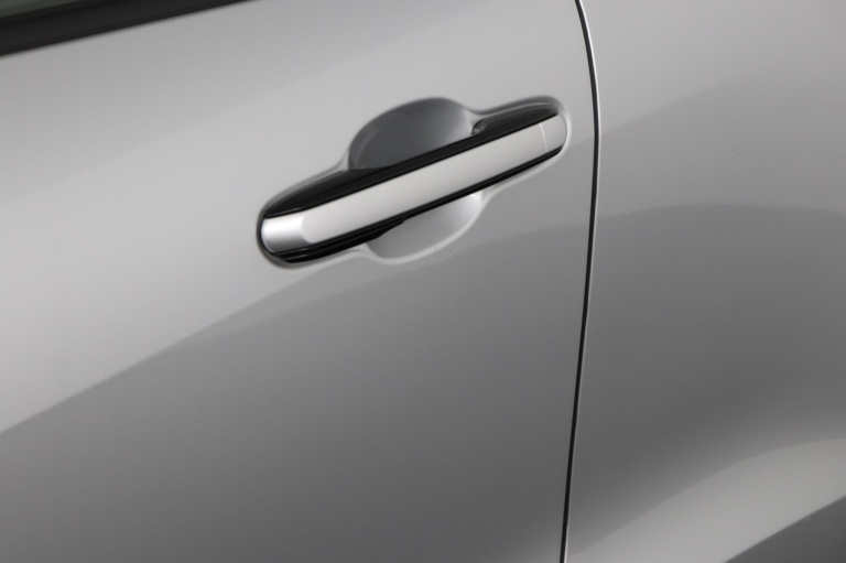 Lexus LBX - Business Line 2WD  35