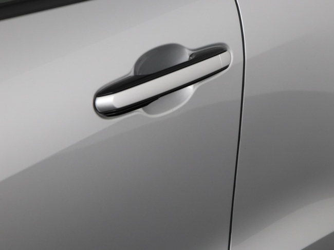 Lexus LBX - Business Line 2WD 