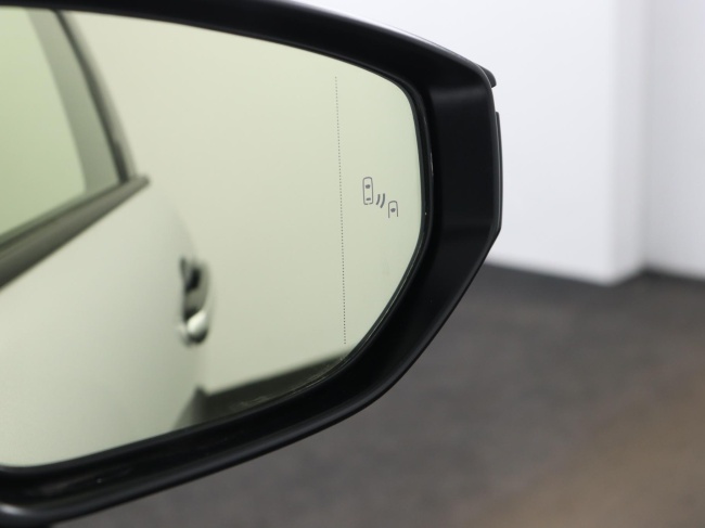 Lexus LBX - Business Line 2WD 