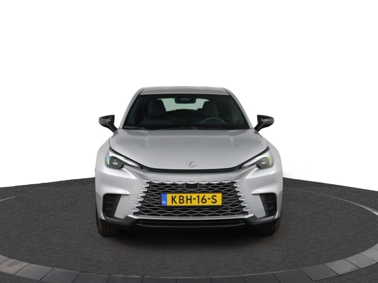 Lexus LBX - Business Line 2WD  5