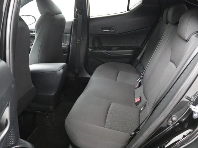 Toyota C-HR - 1.8 Hybrid Dynamic