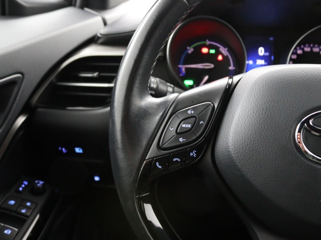 Toyota C-HR - 1.8 Hybrid Dynamic