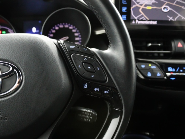 Toyota C-HR - 1.8 Hybrid Dynamic