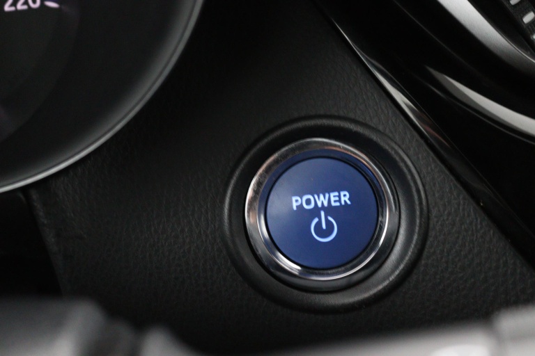 Toyota C-HR - 1.8 Hybrid Dynamic 19